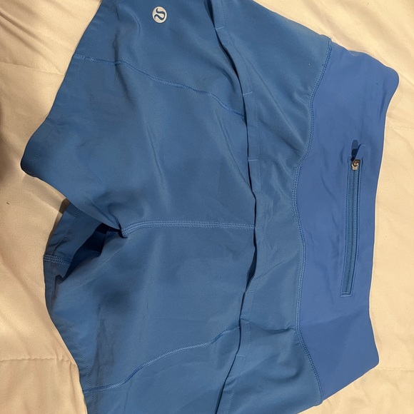 Blue Nile speed up shorts 4’ NWT - Picture 5 of 5